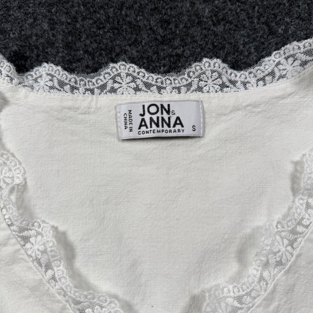 Jon & Anna White Lace Trim Cropped Vest Top Hook Eye Sleeveless Waistcoat Small - Picture 3 of 8